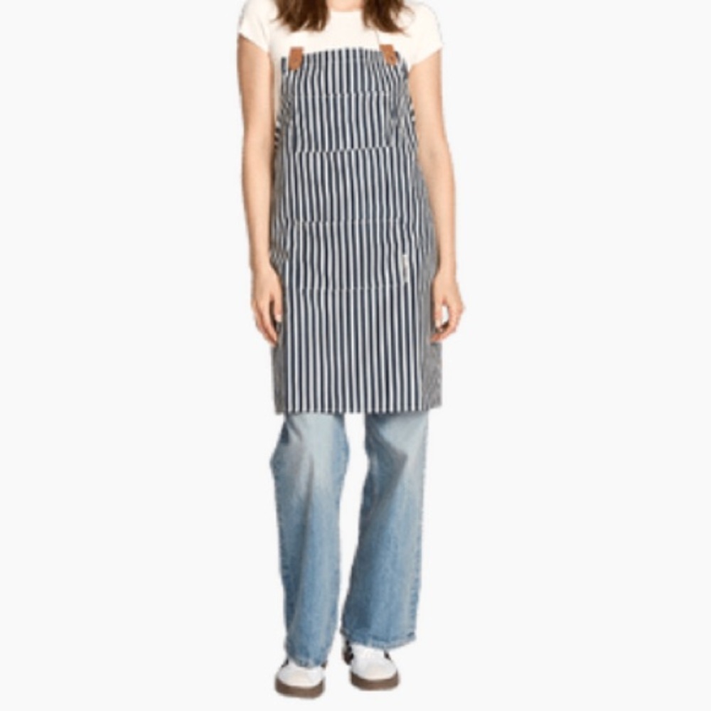Business & Pleasure Navy Stripe Apron NWT